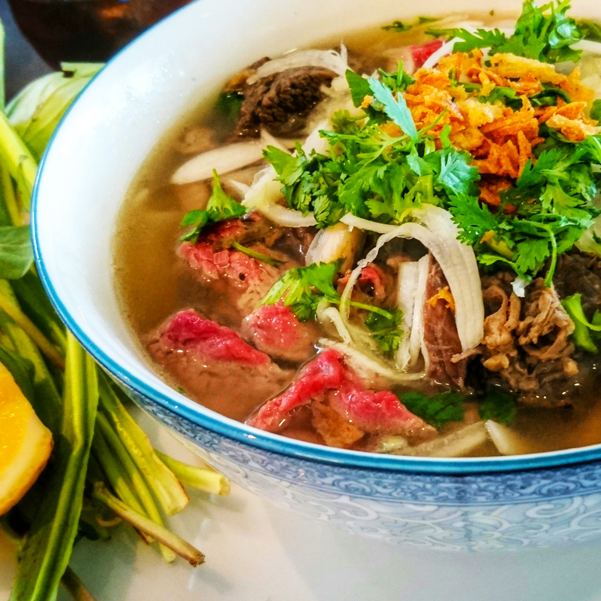 Recette du pho bo (Phở bò) Soupe vietnamienne au bœuf et aux nouilles